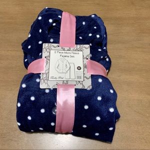 NWT Polka Dot Pajama Gift Set